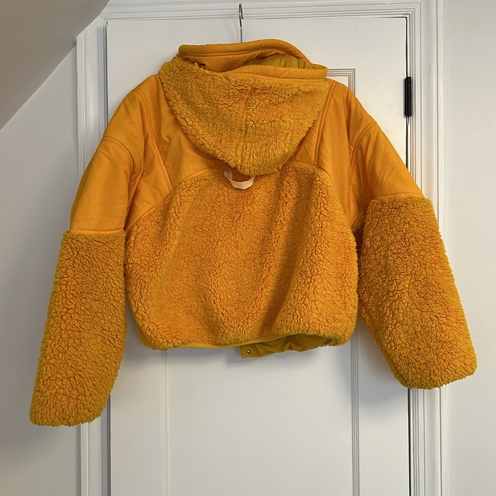 NWOT FP Movement Adventure Awaits Fleece Sherpa Jacket in Orangeade - XS - Picture 2 of 6